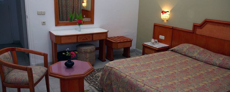 Yadis Morjane Hotel Tabarka Phòng bức ảnh